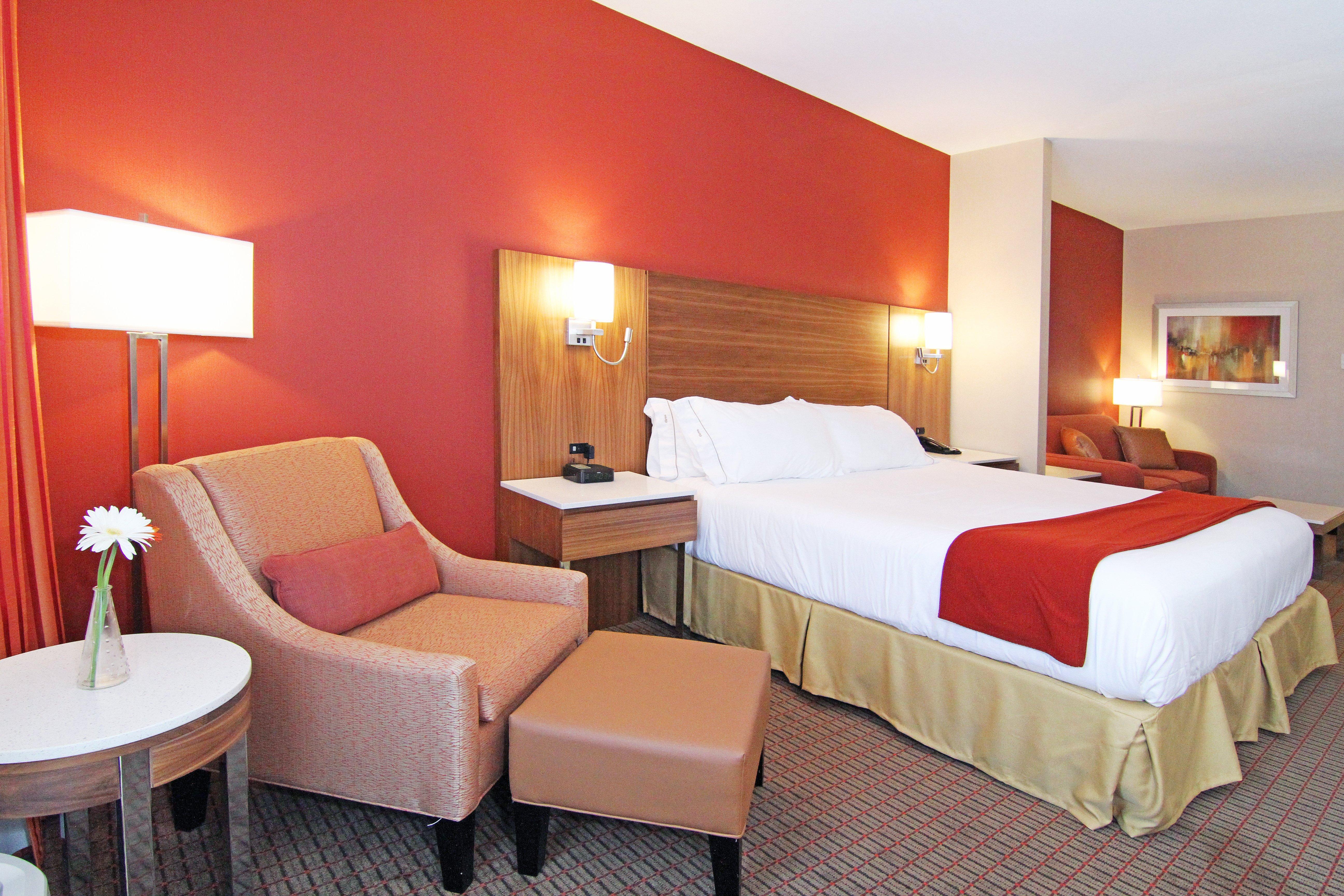 Holiday Inn Express And Suites Calgary University By Ihg Zewnętrze zdjęcie