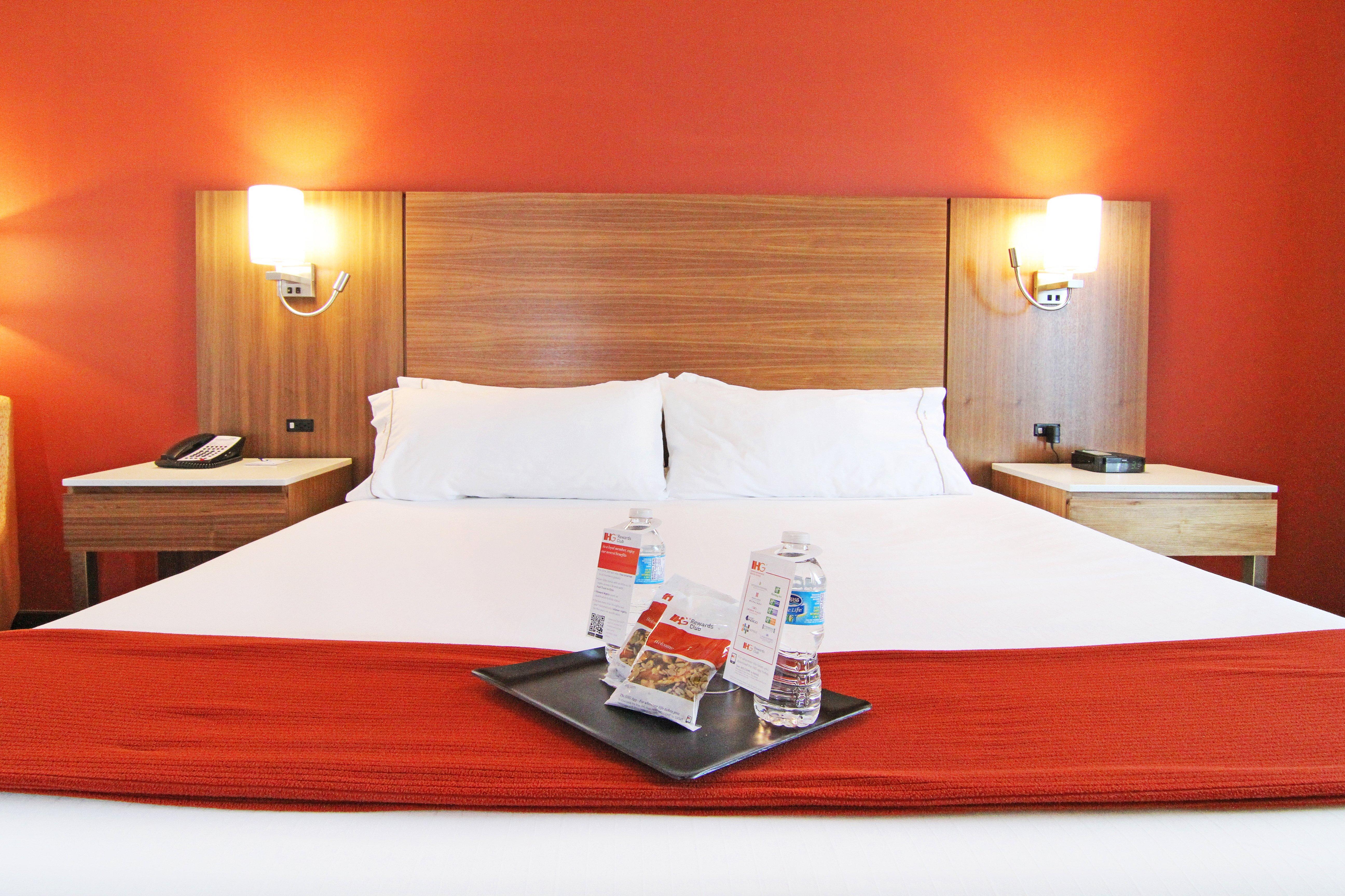 Holiday Inn Express And Suites Calgary University By Ihg Zewnętrze zdjęcie