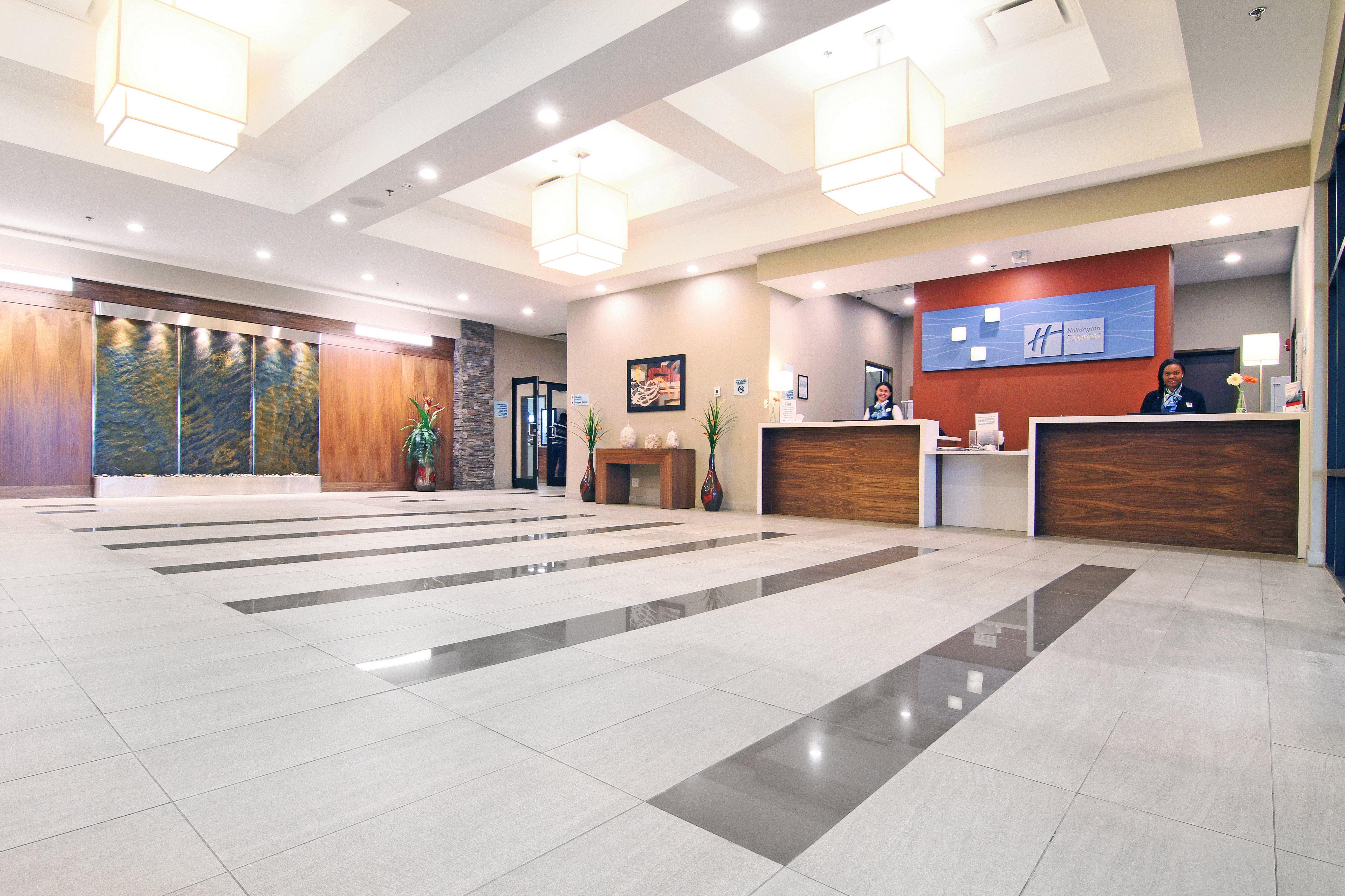 Holiday Inn Express And Suites Calgary University By Ihg Zewnętrze zdjęcie